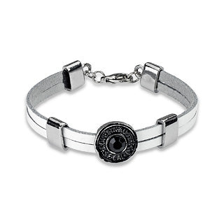 Hvitt armbånd i lær med 'Love Strauss'